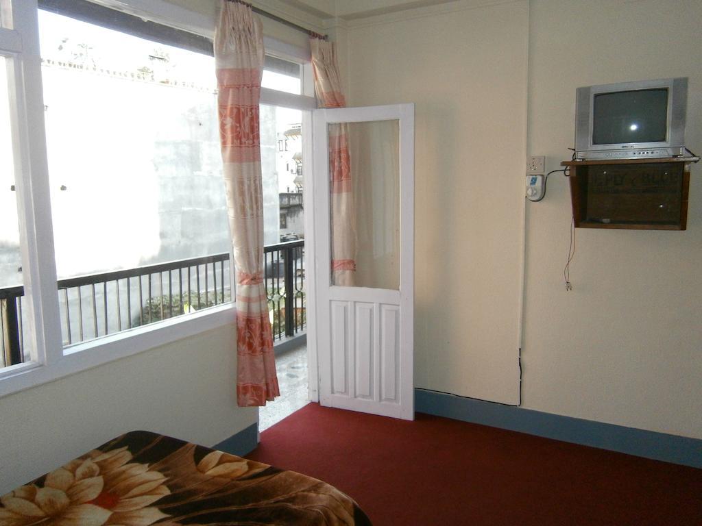 Hotel Pokhara Peace Katmandu Dış mekan fotoğraf