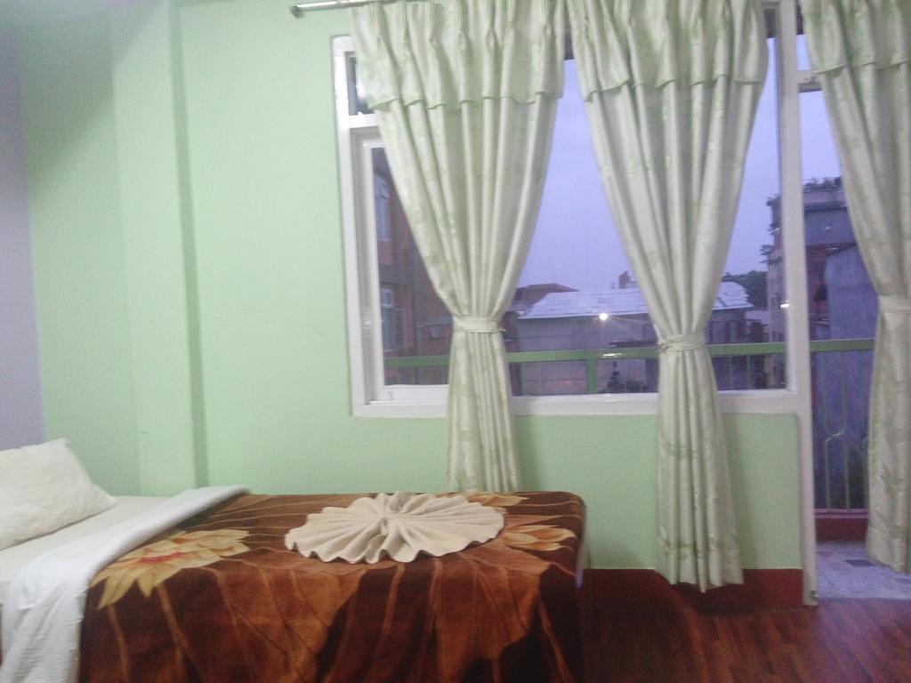 Hotel Pokhara Peace Katmandu Dış mekan fotoğraf