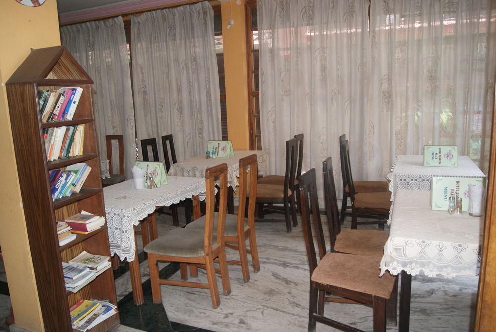 Hotel Pokhara Peace Katmandu Dış mekan fotoğraf
