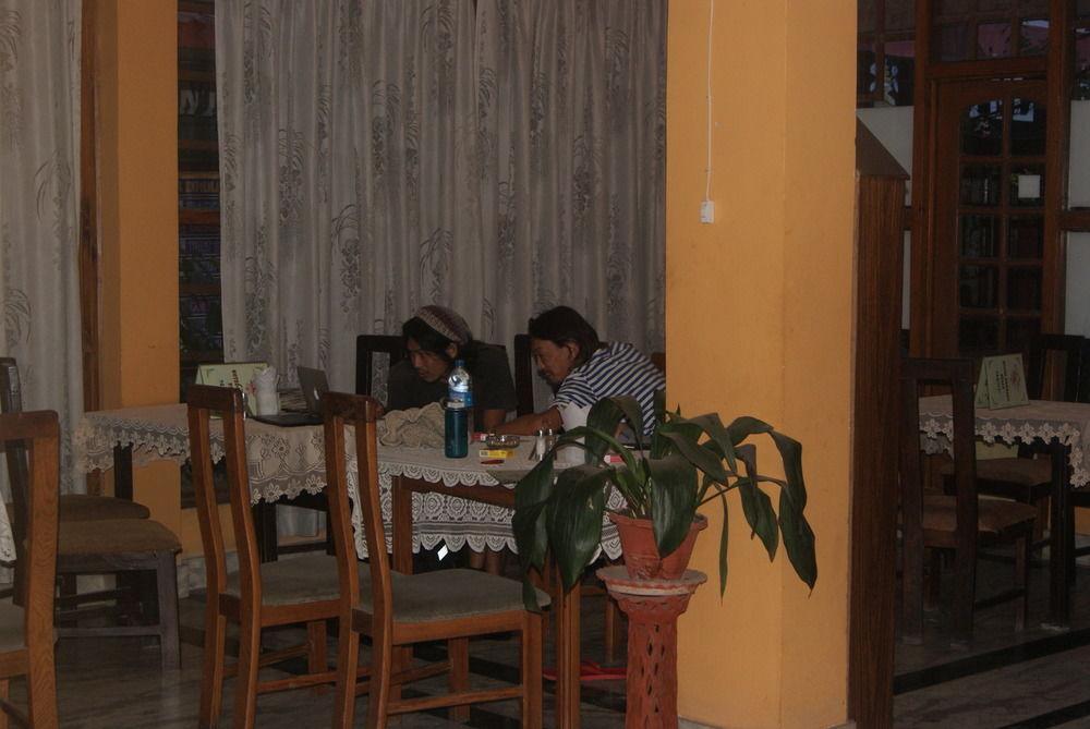 Hotel Pokhara Peace Katmandu Dış mekan fotoğraf