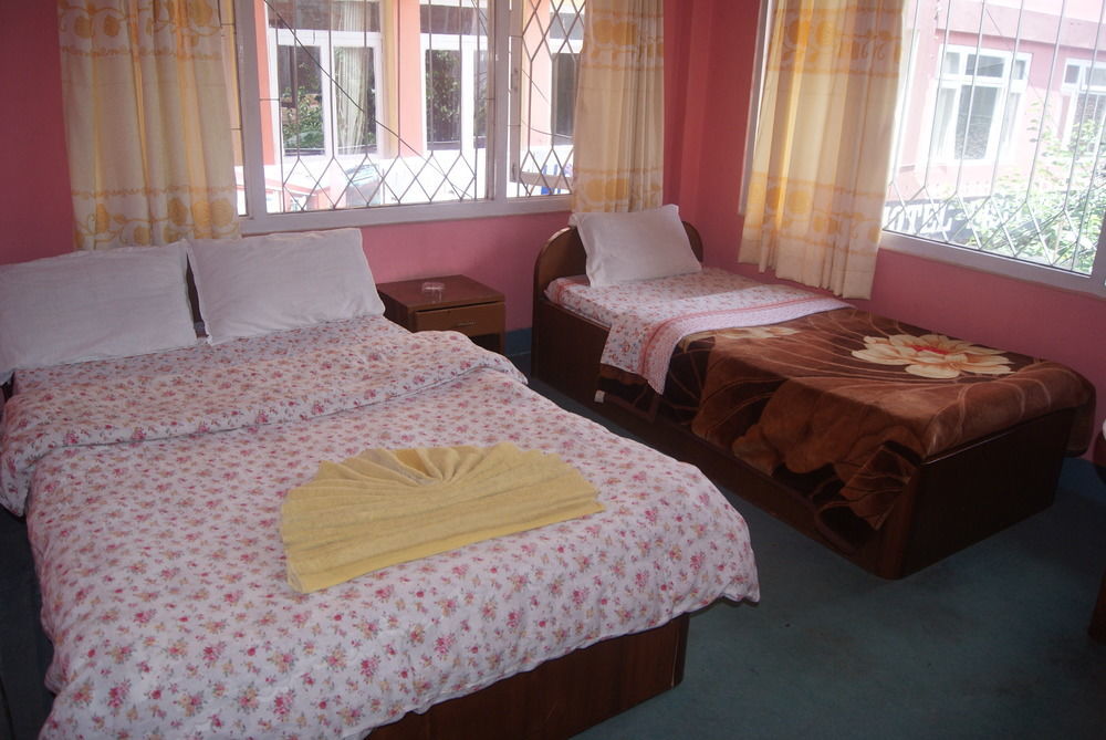 Hotel Pokhara Peace Katmandu Dış mekan fotoğraf