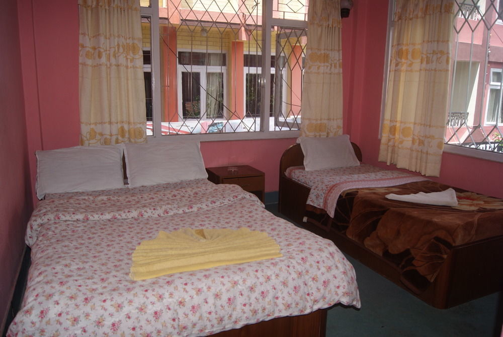 Hotel Pokhara Peace Katmandu Dış mekan fotoğraf